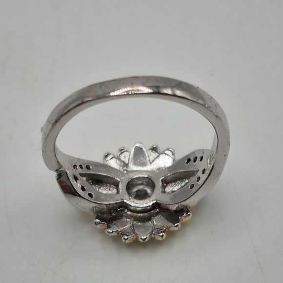 Sterling Silver & Gold Plated SUNFLOWER Ring. SIZE 7. SIMPLE & SWEET! - Picture 6 of 8